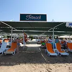 Febeach منتجع 4*