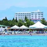 Febeach Resort 4*