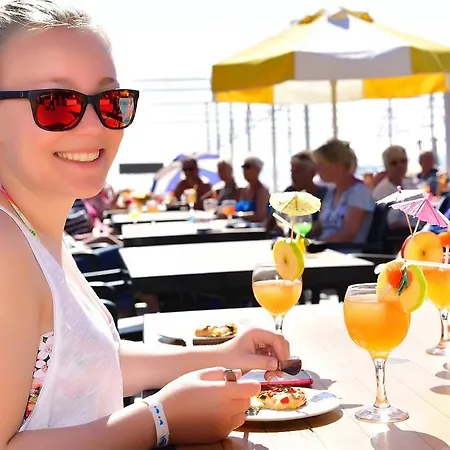 Курортний комплекс Febeach