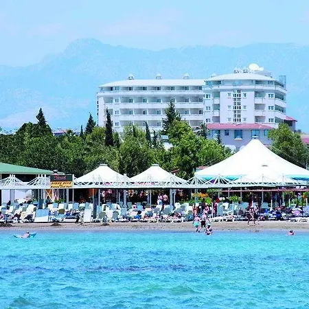 Febeach אתר נופש 4*
