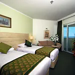 Febeach 4* Sidé