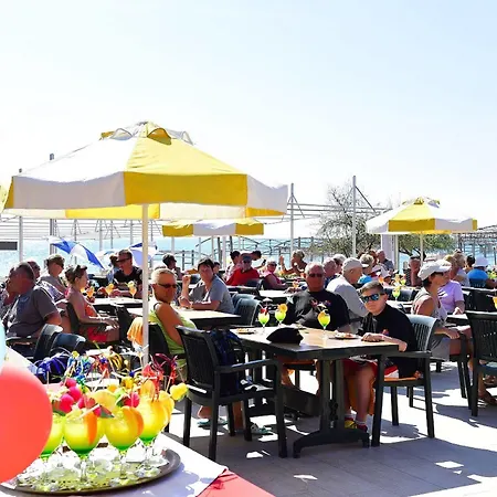 منتجع Febeach سيدي