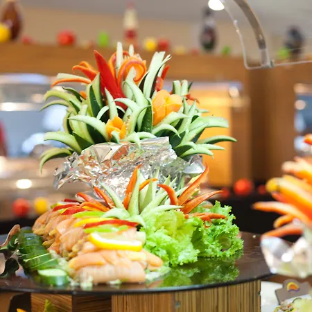 Febeach Курортний комплекс 4*