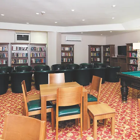 Курортний комплекс Febeach