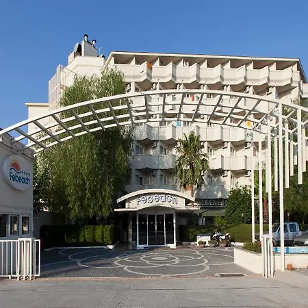 Febeach Курортний комплекс 4*