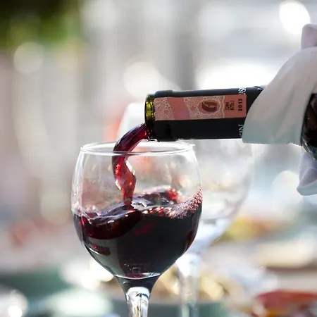 Курортний комплекс Febeach 4*